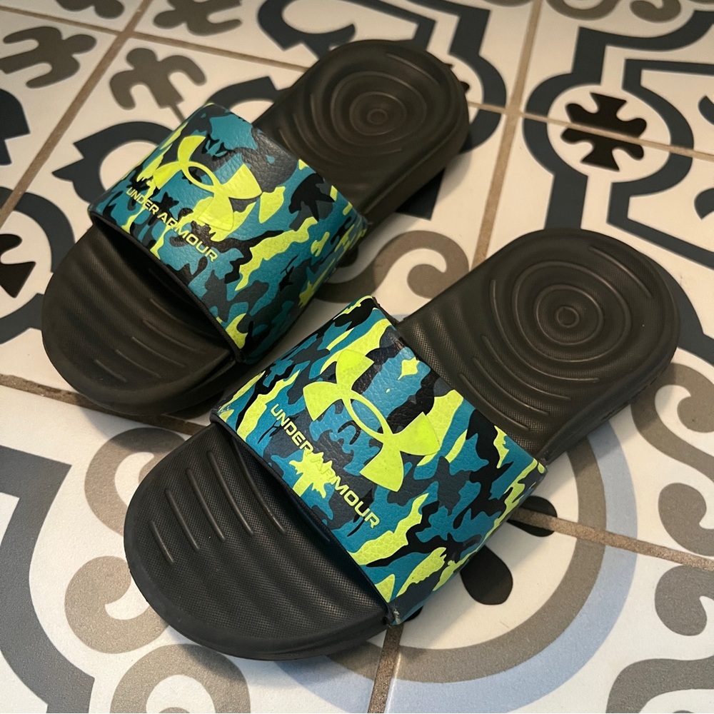 Under Armour Camo Slide Sandals